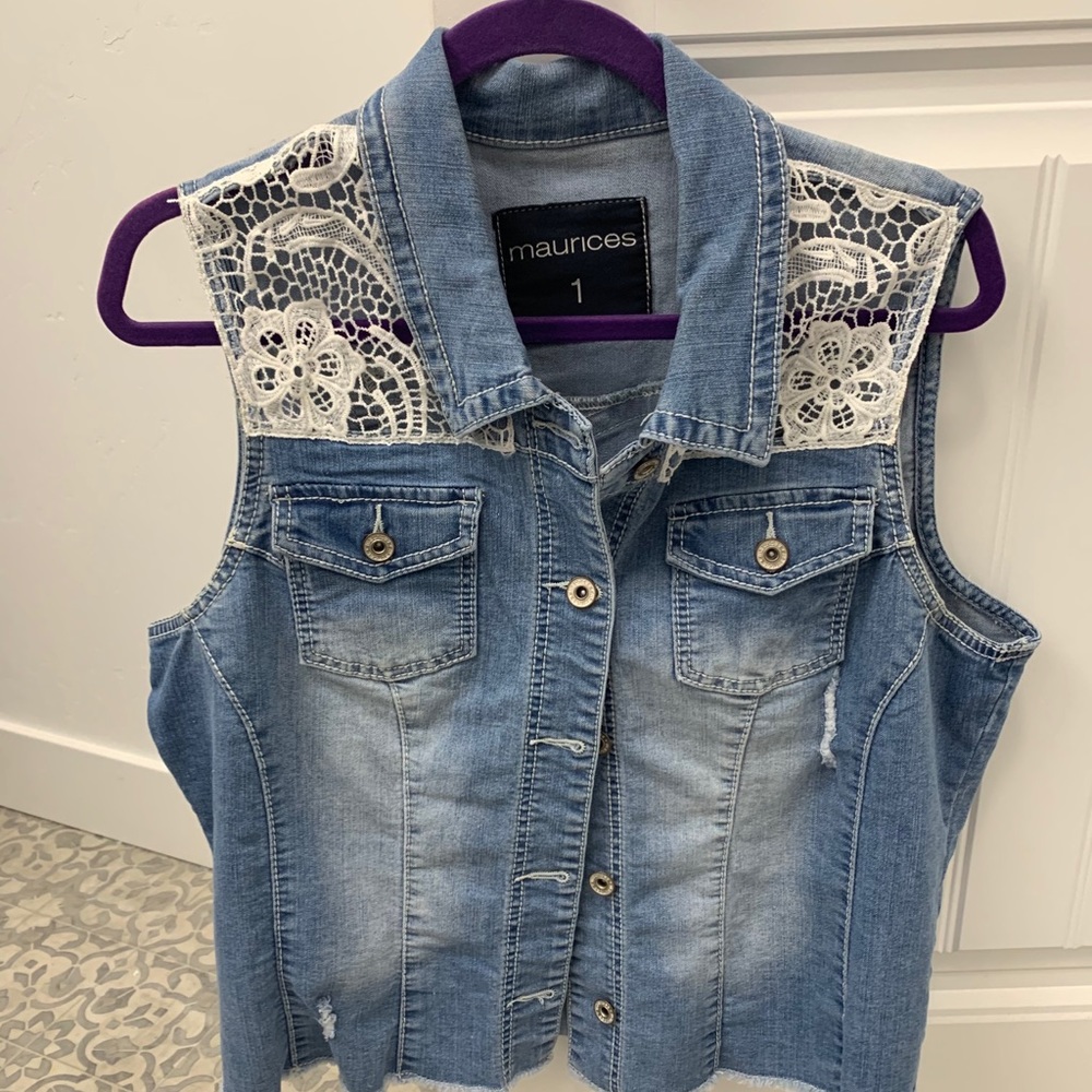 MAURICES 1 XL PLUS SIZE denim jean vest